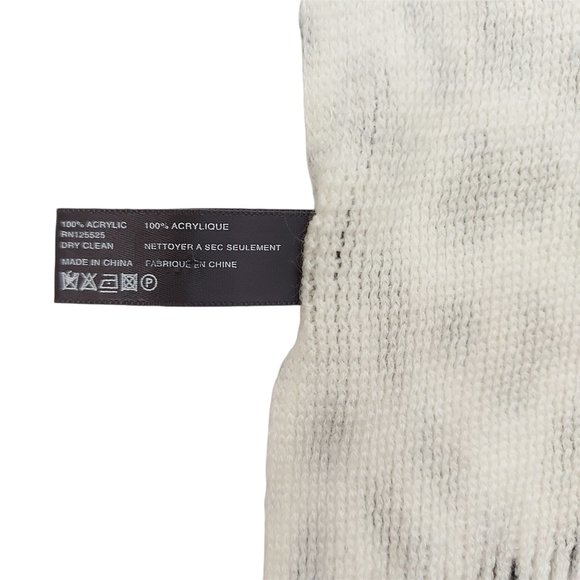 Rikka Women's Winter Scarf - Picture 10 of 10